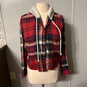 American Eagle Outfitters Red Plaid Crop Button Up Shirt Hoodie (Junior Large)